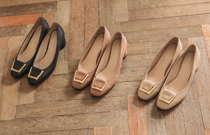 [模特穿40次]黄金装饰 摩登 中跟 浅口式高跟鞋