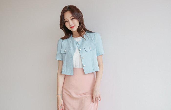 圆领 珍珠扣 泡泡袖 短夹克