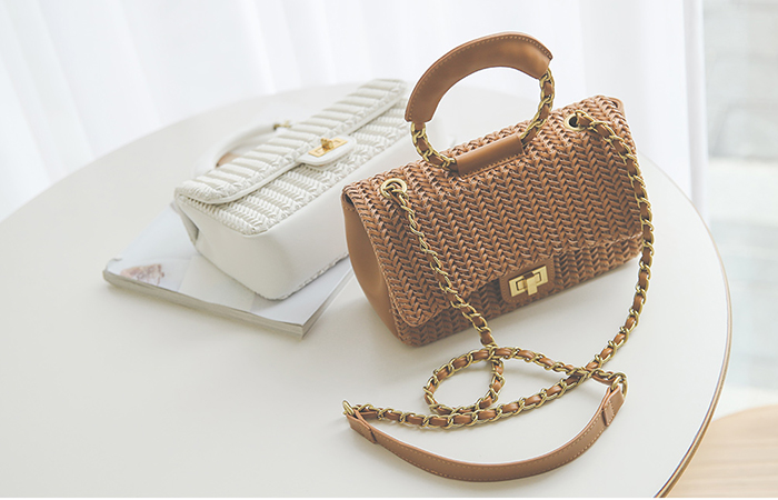 [模特穿41次]编织 网状 环 拎手 链条包