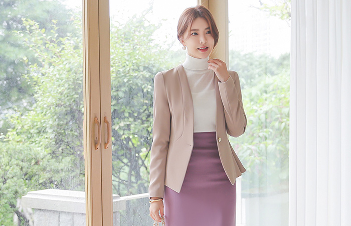 White 珍珠纽扣 开叉线条 荷叶边 夹克