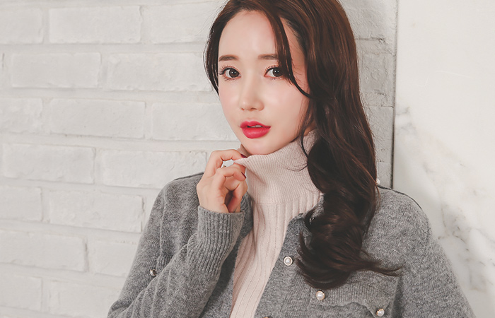 金戒指珍珠扣羊毛开衫口袋