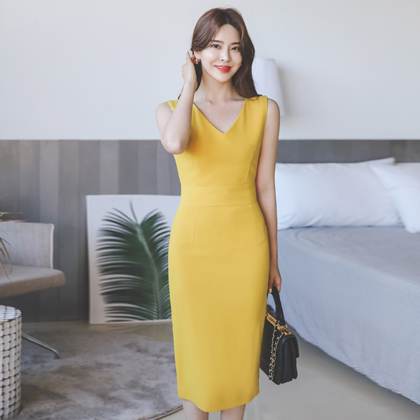 高档 V字领 修身 连衣裙(夏季)
