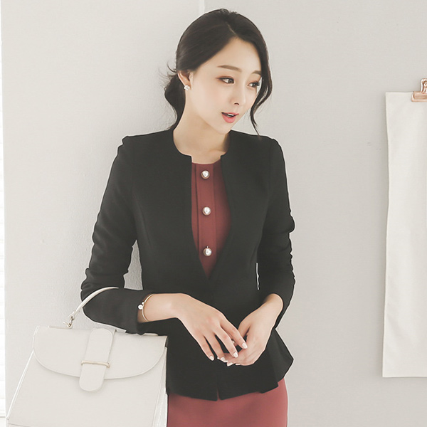 简单圆领销掖百褶外套（下降）