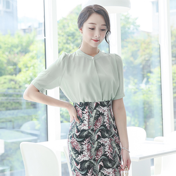 折叠珍珠纽扣女衬衫（短袖）