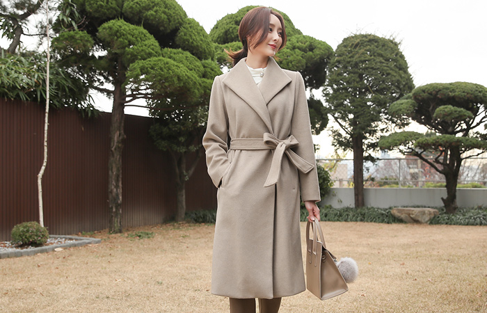 翼领 按扣 羊毛大衣