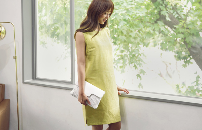 宽松亚麻无袖连衣裙