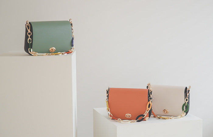 独特 链条 皮条/束带 鲜明 斜挎包