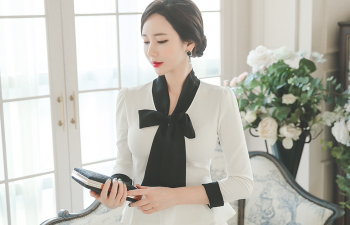 黑白配 围巾 荷叶边 连衣裙