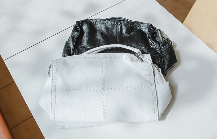 简单 休闲的 方形斜跨包