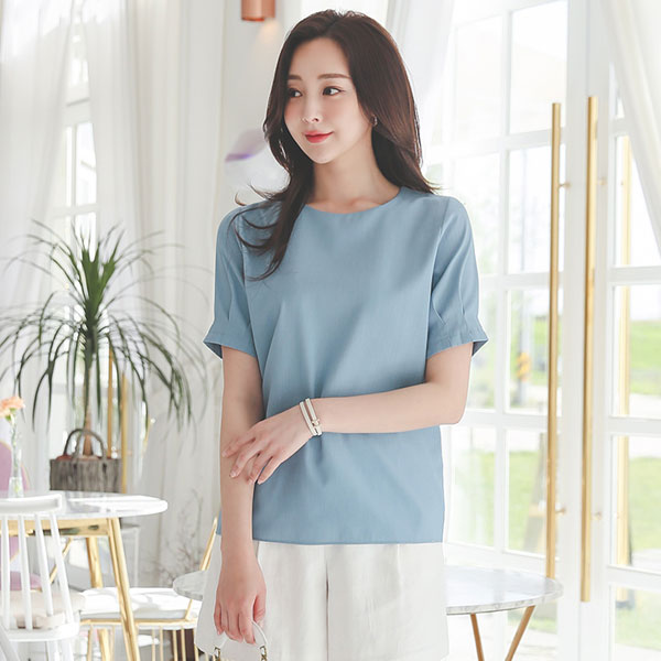 亚麻 质地 细褶 泡泡袖 罩衫