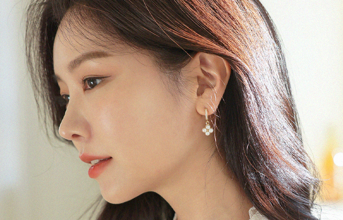 花纹 珍珠 镶钻 点缀 迷你 耳环