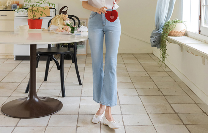 日常 喇叭 麻糬 细密 牛仔色 裤子