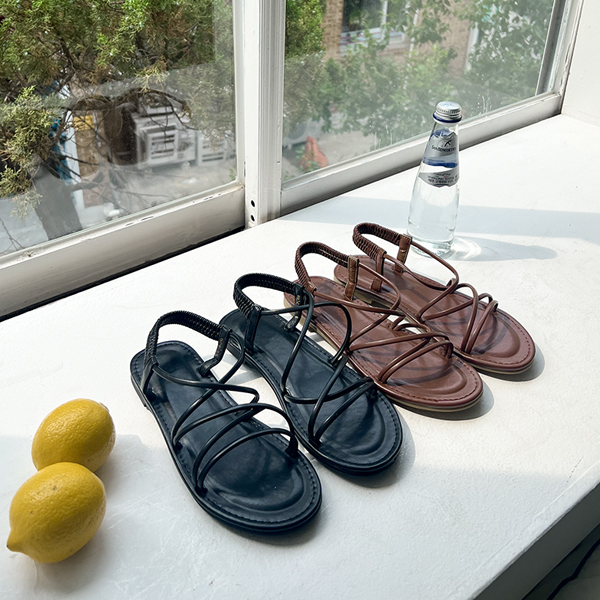 简单&独特 交叉 皮条/束带 凉鞋
