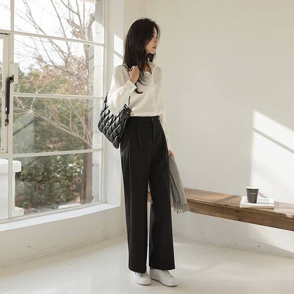 舒适的 双 细褶 宽松 后侧松紧带 内部拉绒 宽松长裤