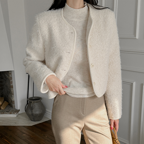 蓬松。 触摸 圆领 羊毛 夹克 (绗缝里料)