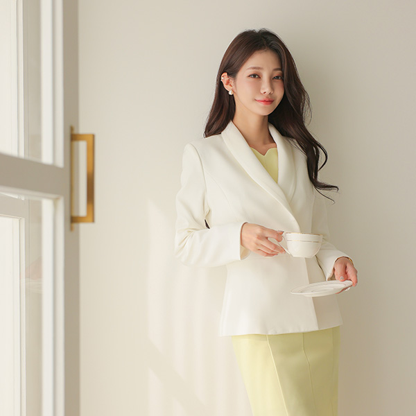 Jane 披巾领 方形 双 扣子 A字型 夹克