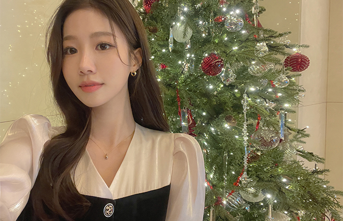 필리아 丝绒 配色 A字型 连衣裙