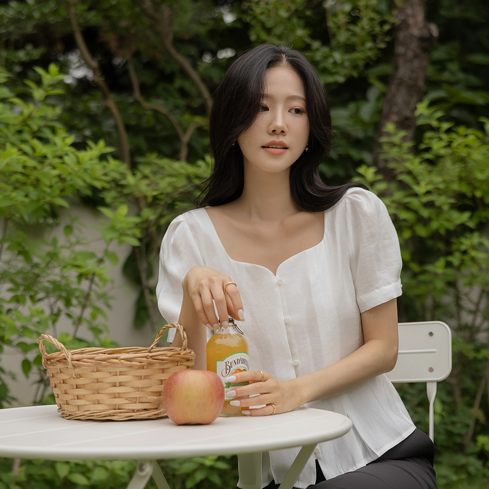 最少 爱心 方领 泡泡袖 罩衫
