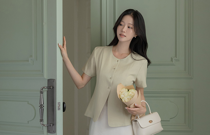 卢娜 亚麻 开叉 短袖 夹克