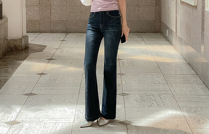 细密 里面松紧带 喇叭 牛仔色 裤子