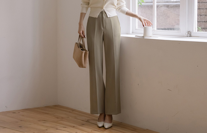 Grace 后侧松紧带 커버핏 宽松长裤