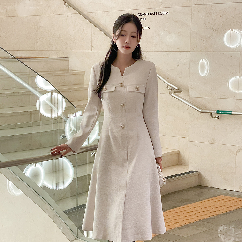 露西 开口领子 粗呢 A字型 连衣裙