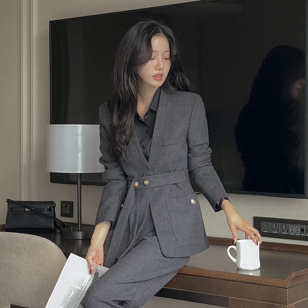 渲染 无领 Set-up 夹克(+腰带)