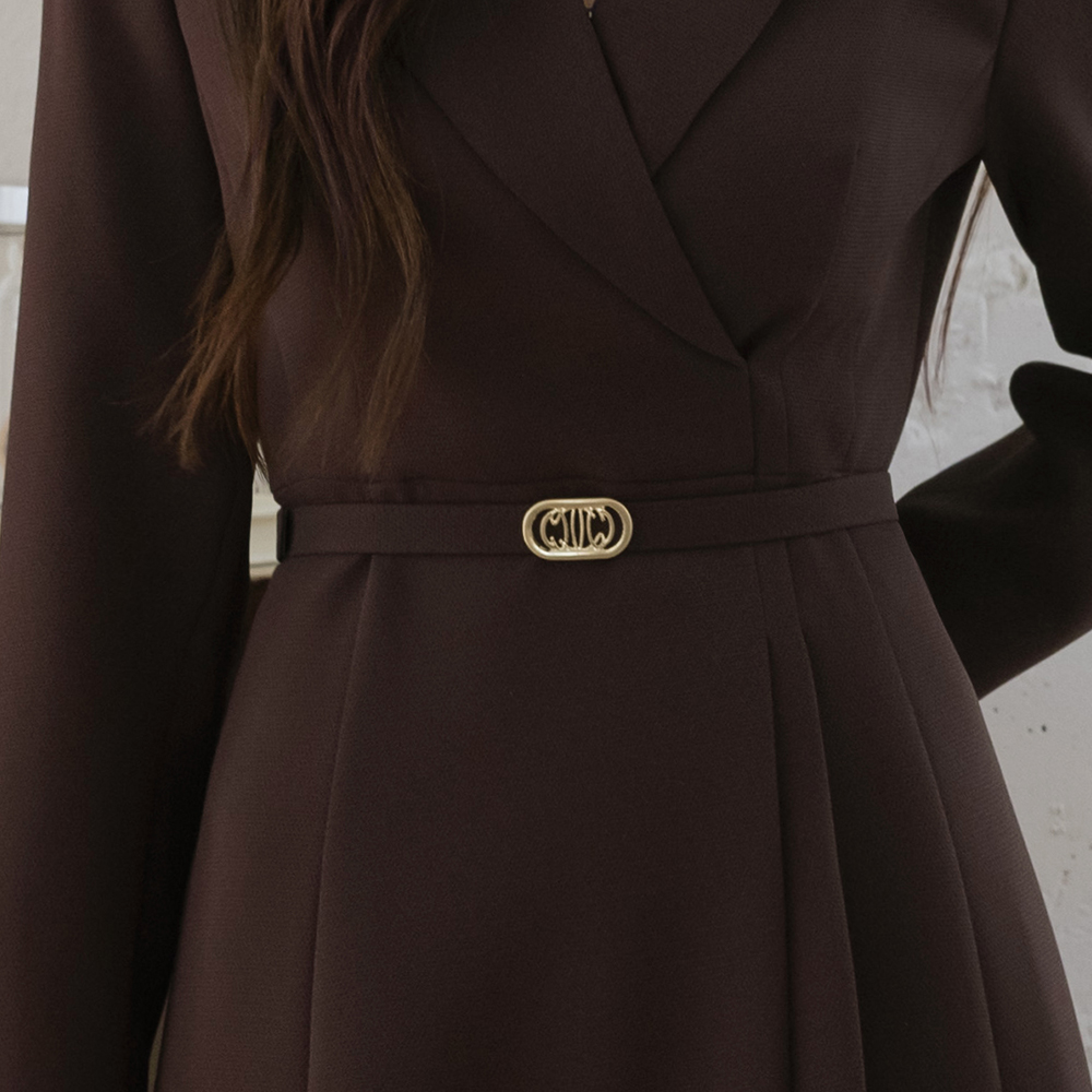 翻领 褶皱 A字型 连衣裙_腰带