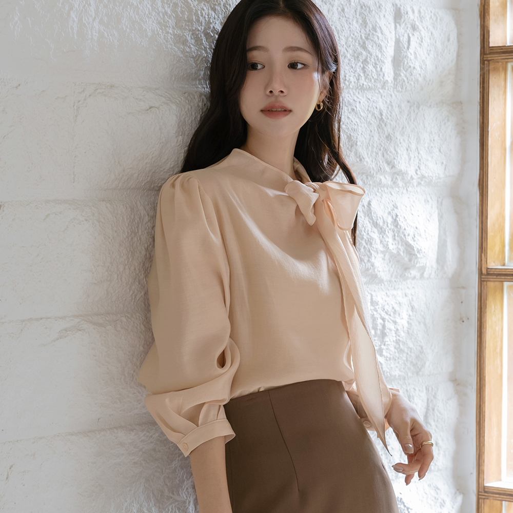浪漫 天丝 蝴蝶结领口 长袖 罩衫