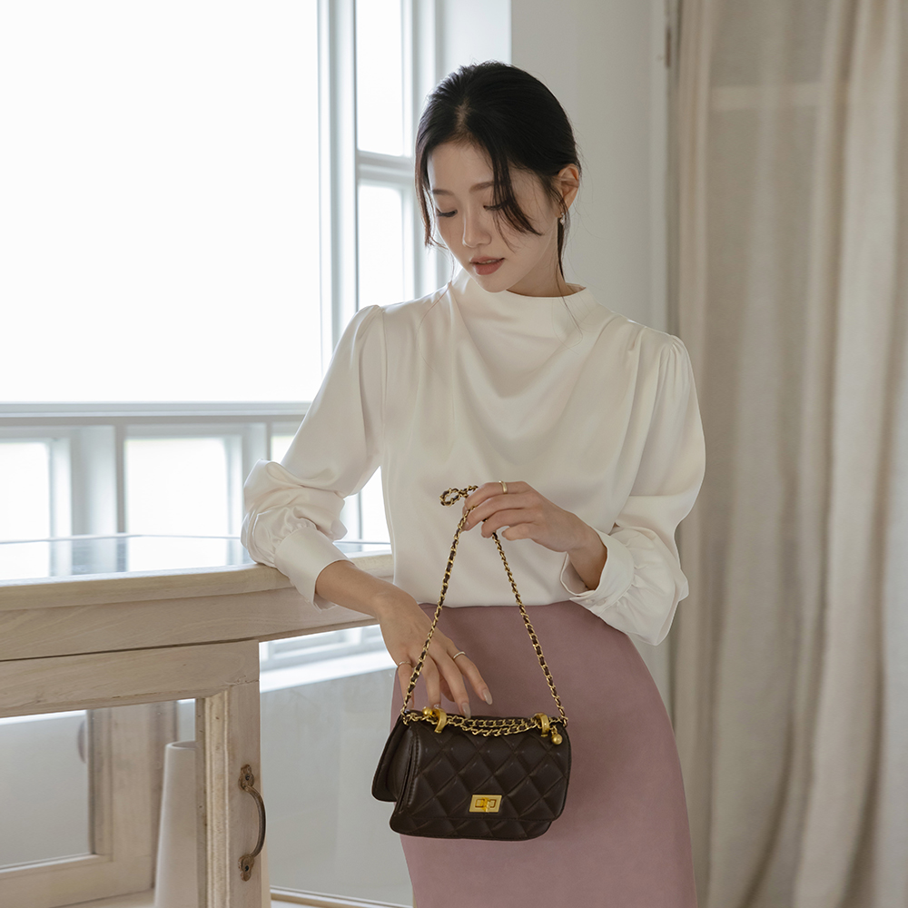 半高领 披盖 绸缎 罩衫