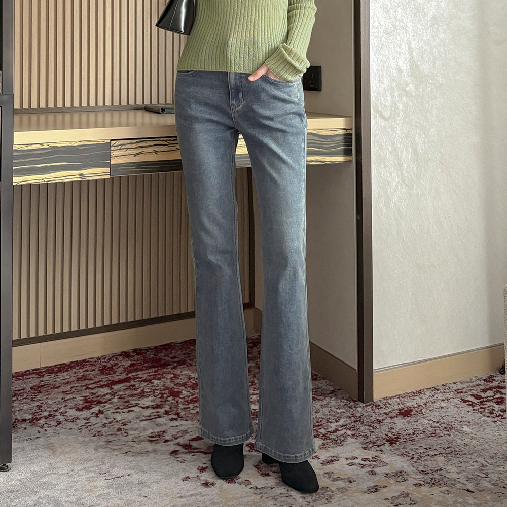 秋季 水洗 弹力 喇叭 牛仔色 裤子