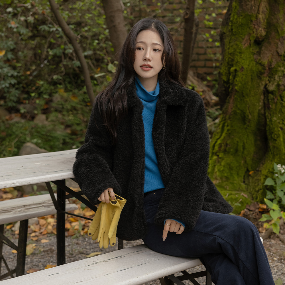 粉 翻领 柔软的 羊毛 夹克