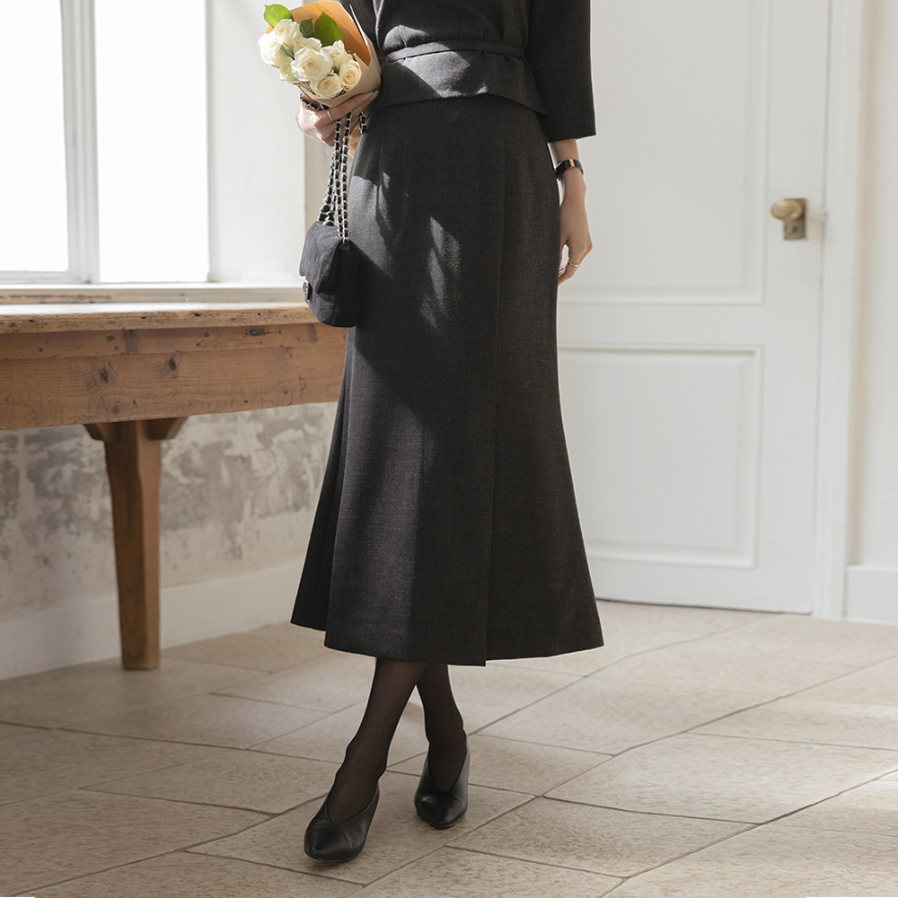 Mari 喇叭 美人鱼 开衩 Set-up 裙子