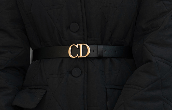 女性化的 4唡 绗缝 A字型 长款 羽绒服_腰带