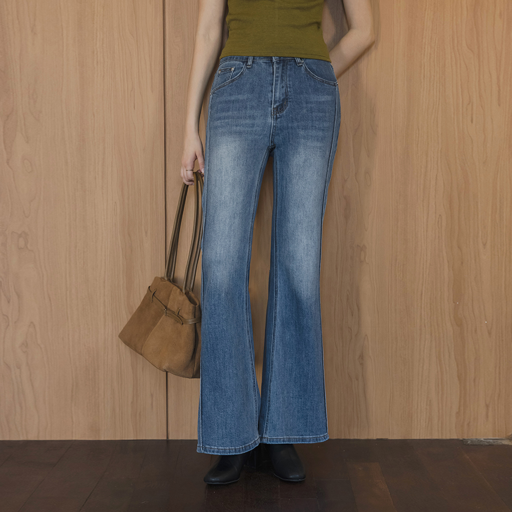 开叉 线条 弹力 喇叭 裤子