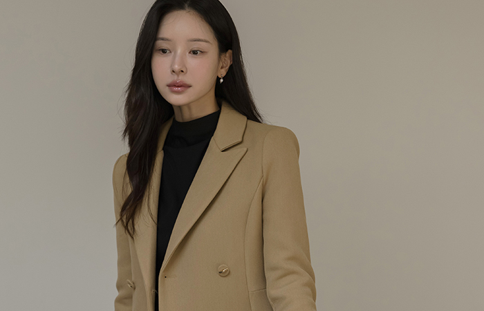 Jane 古典 荷叶边 稍厚的 Set-up 夹克