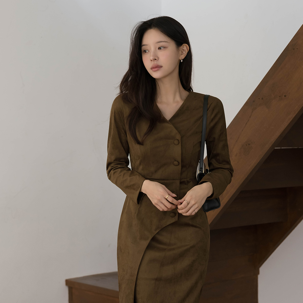 翻毛皮 裹身风格 不规则 H字型 连衣裙