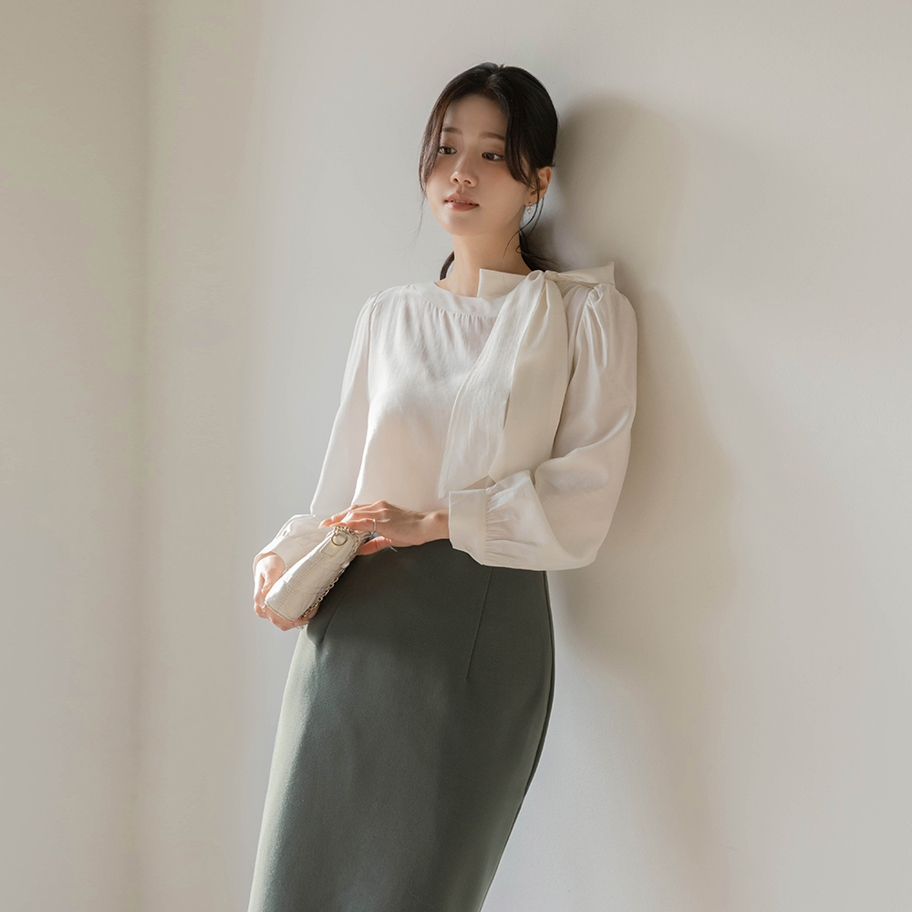 侧纽 蝴蝶结领口 罩衫