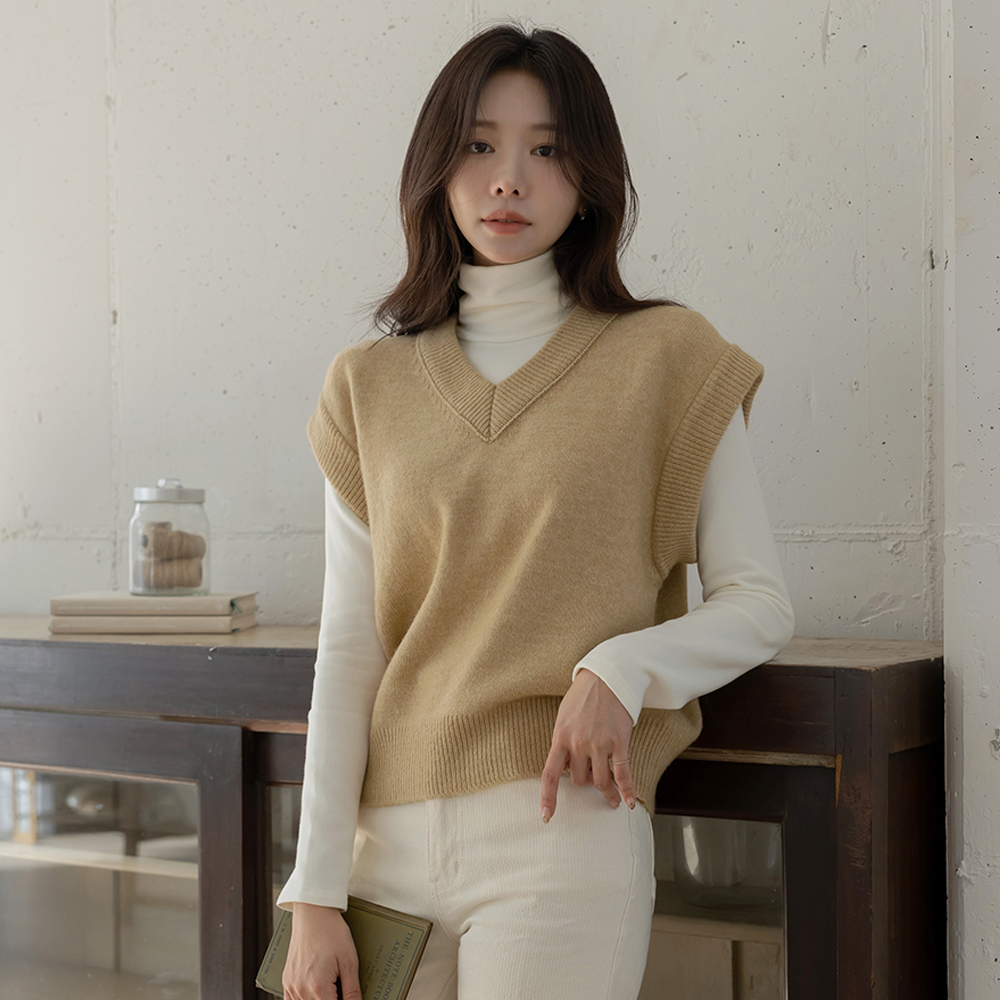 V形超细美利奴羊毛针织衫马甲