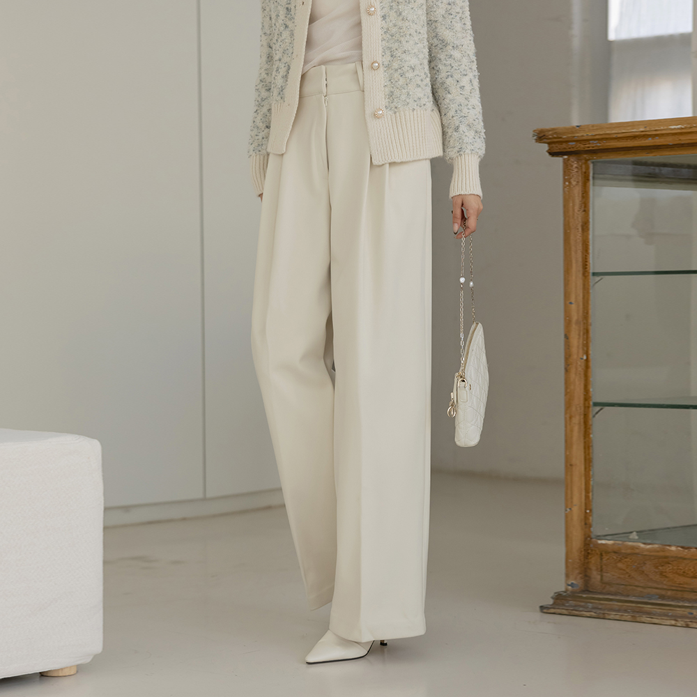 稍厚的 细褶 宽绰 拉绒 宽松长裤