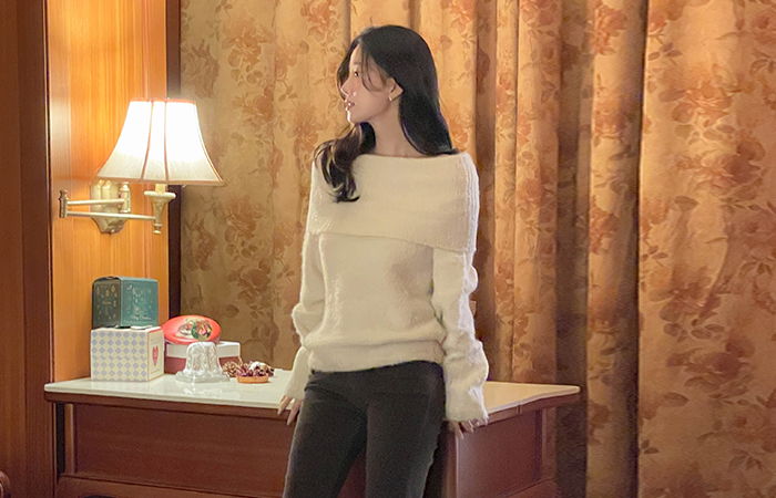 苗条 结子花式 羊毛 稍厚的 露肩 针织衫