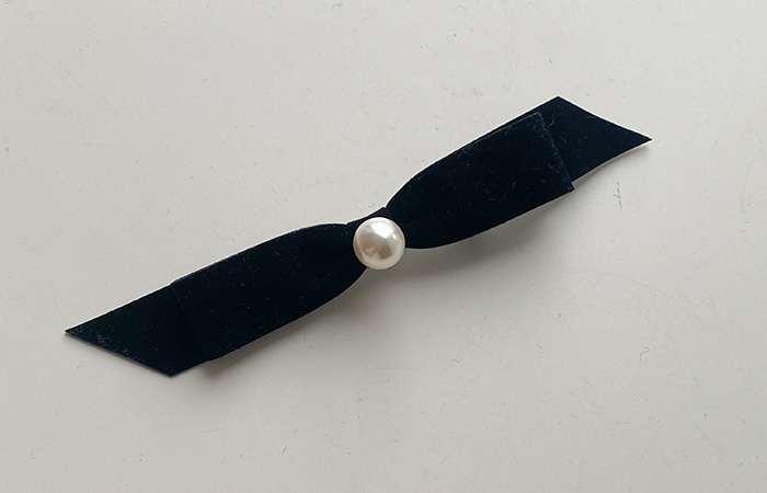 浪漫 珍珠 点缀 翻毛皮 리본핀