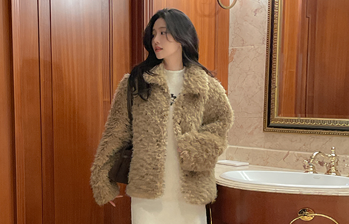 鸭绒100% 翻领 羽绒服 毛皮草 夹克