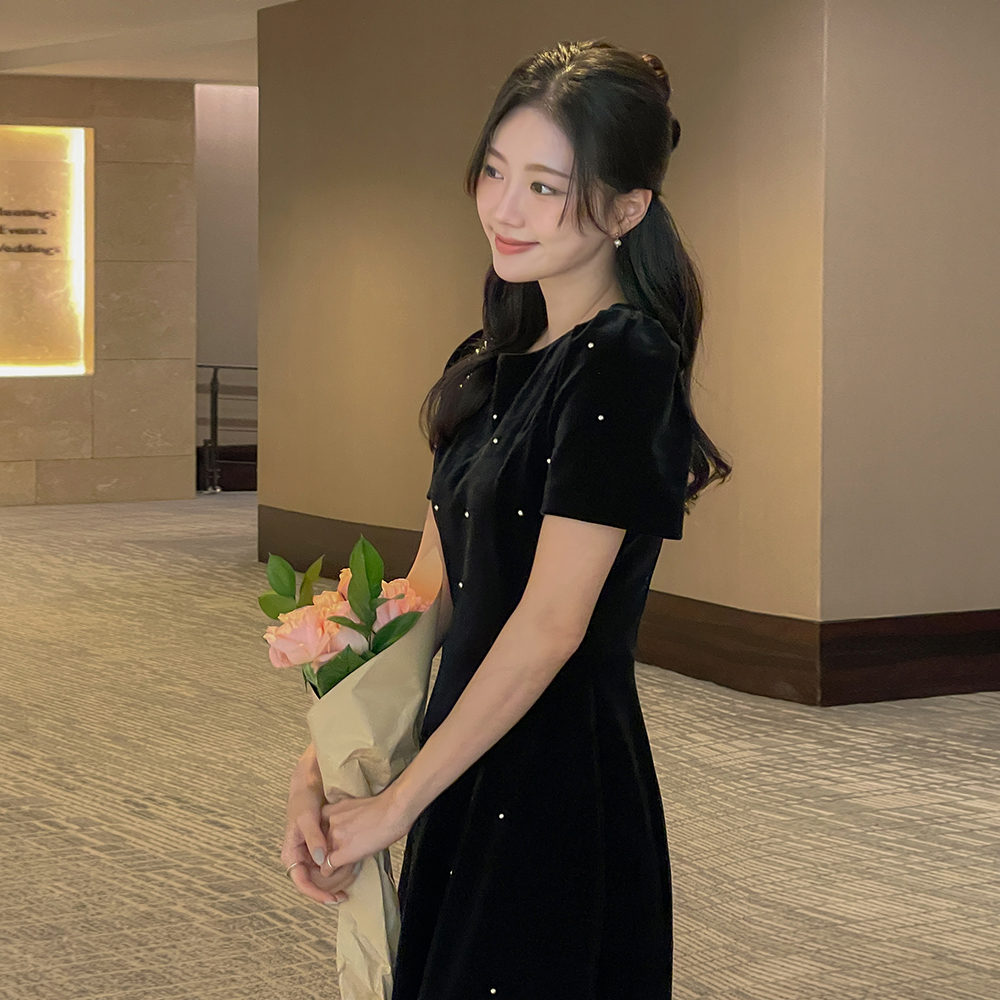 로아 银球 丝绒 A字型 连衣裙 (迷你/长款ver)