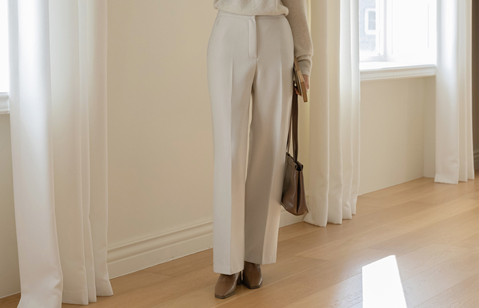 稍厚的 后侧松紧带 拉绒 一字型 宽松长裤