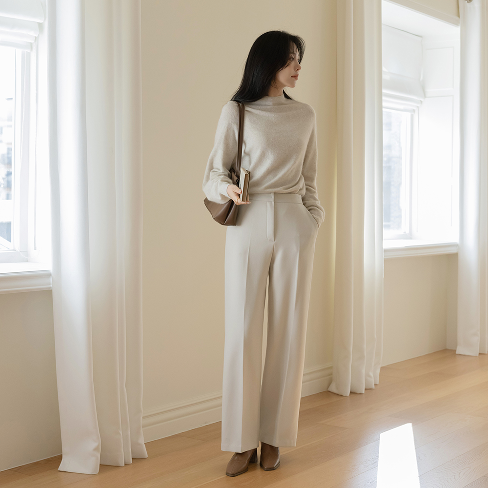 稍厚的 后侧松紧带 拉绒 一字型 宽松长裤