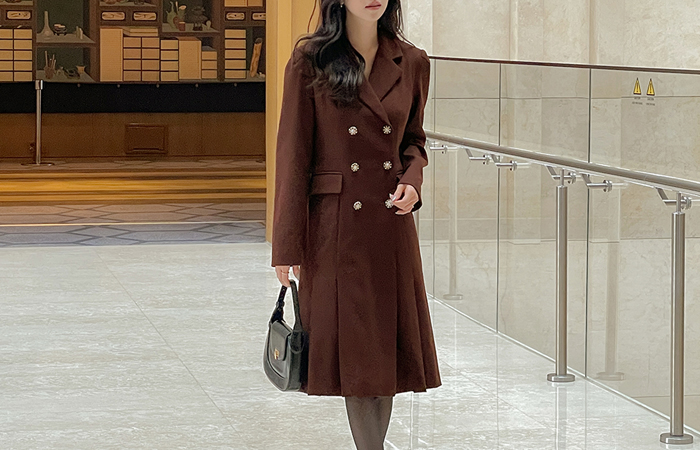 双排扣 褶边 连衣裙