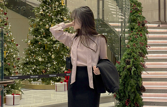 Merry 绸缎 领带 罩衫