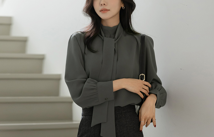 Pelisse 领带 细褶 罩衫