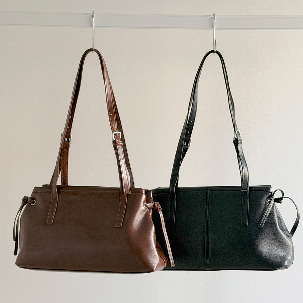 特征 抽绳 肩包